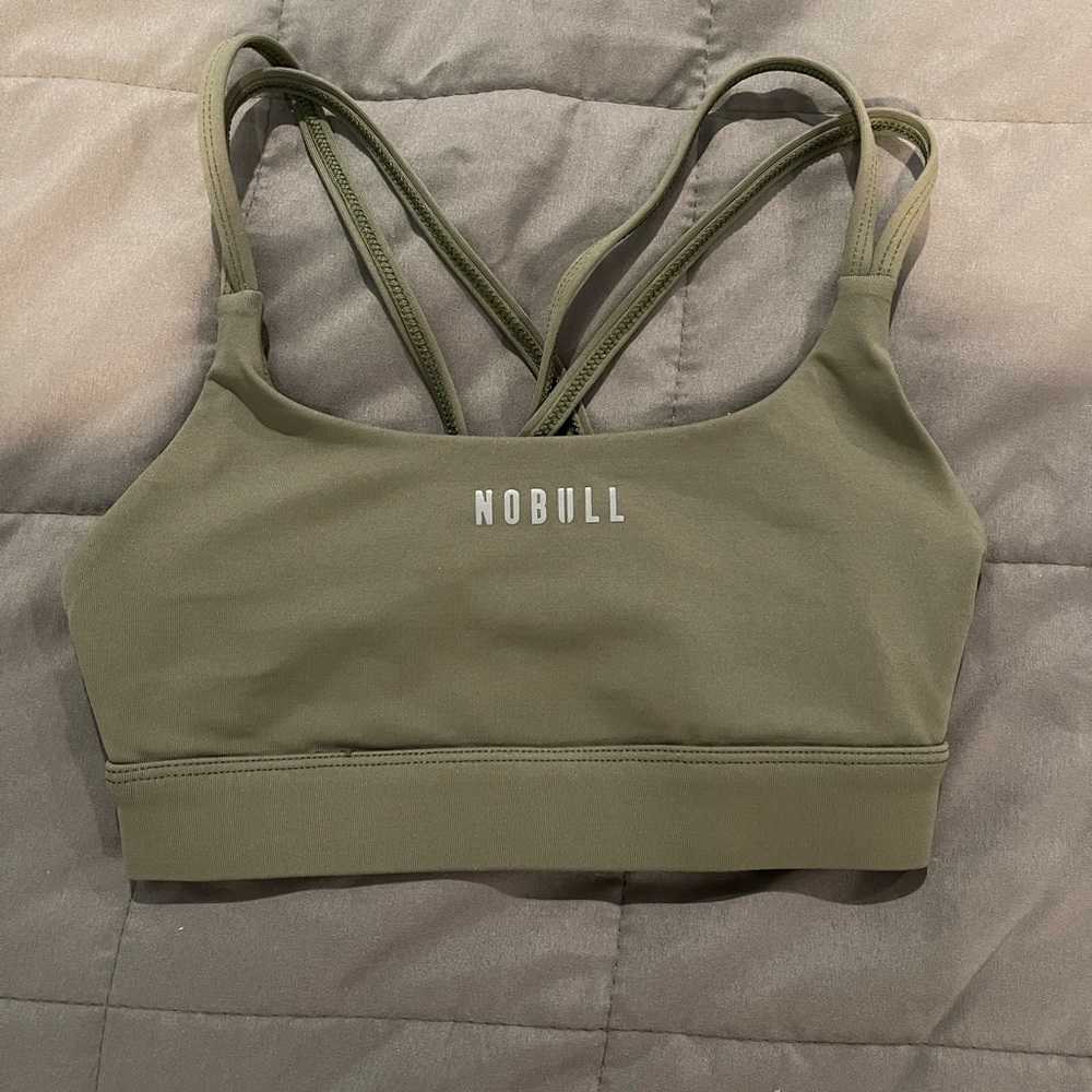 NOBULL sports bra